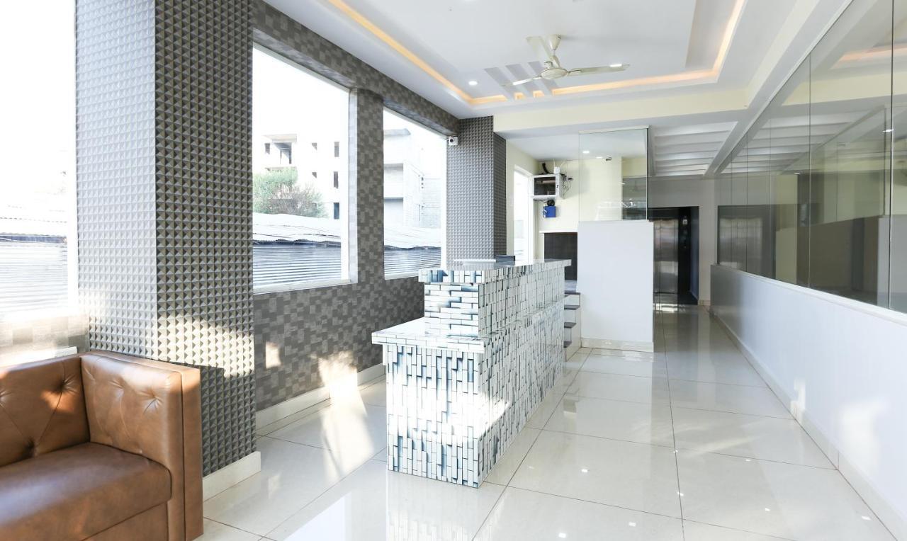 Fabhotel Rotano Suites - Yelahanka Bangalore Luaran gambar